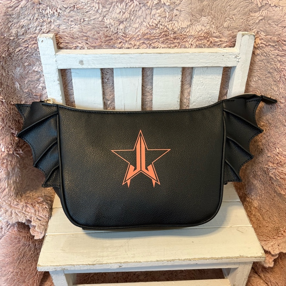 Jeffree Star “limited edition” Bat makeup bag